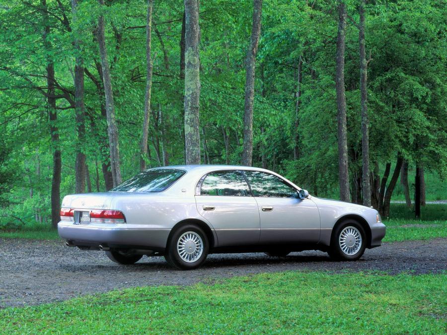  Toyota Crown Majesta 1991 года  (фото 9 из 16)
